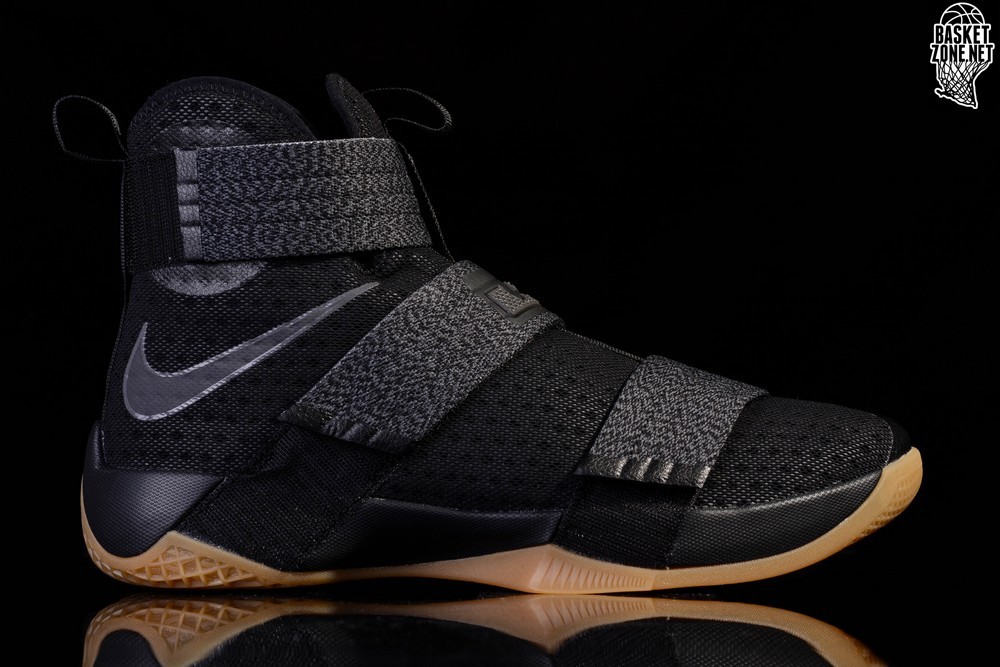 lebrons soldier 10