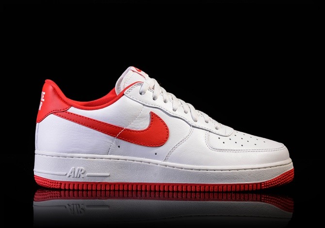 nike air force 1 low retro red