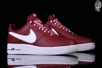 NIKE AIR FORCE 1 '07 LV8 NBA PACK TEAM RED for £95.00