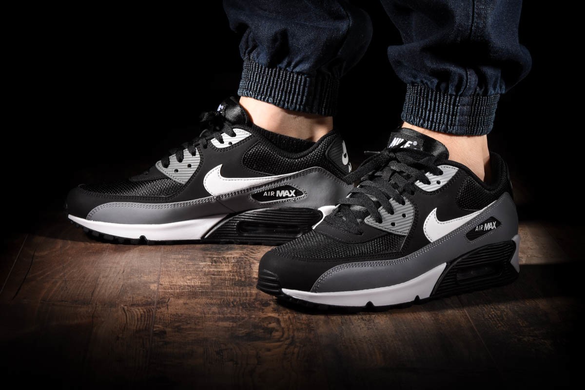 NIKE AIR MAX 90 ESSENTIAL for £105.00 