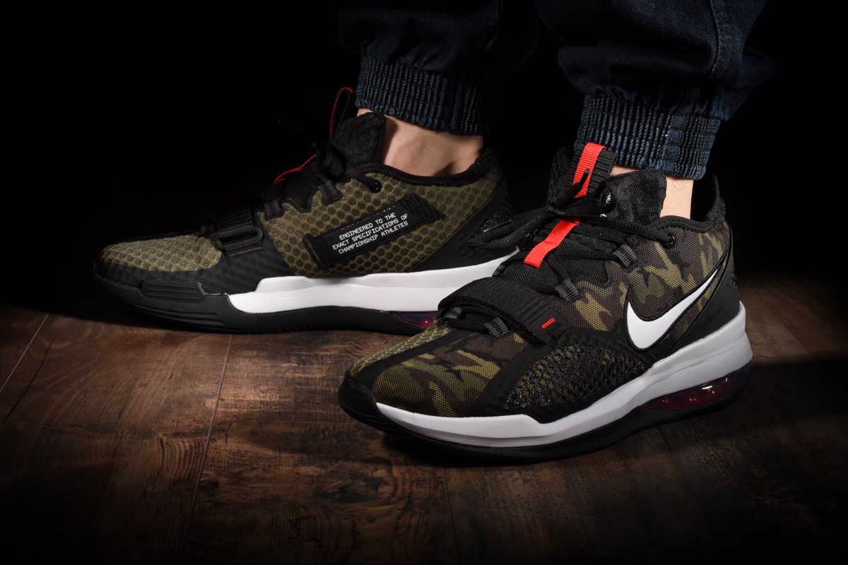 NIKE AIR FORCE MAX LOW CAMO